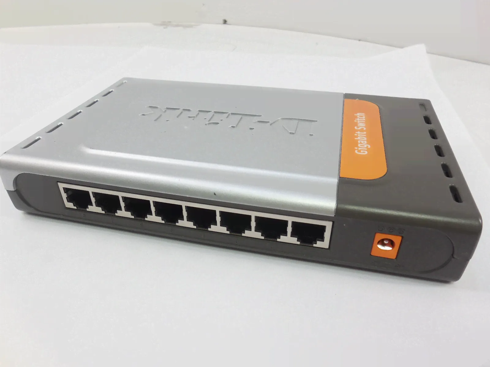 Коммутатор D-link DGS-1008D, 8 портов-0