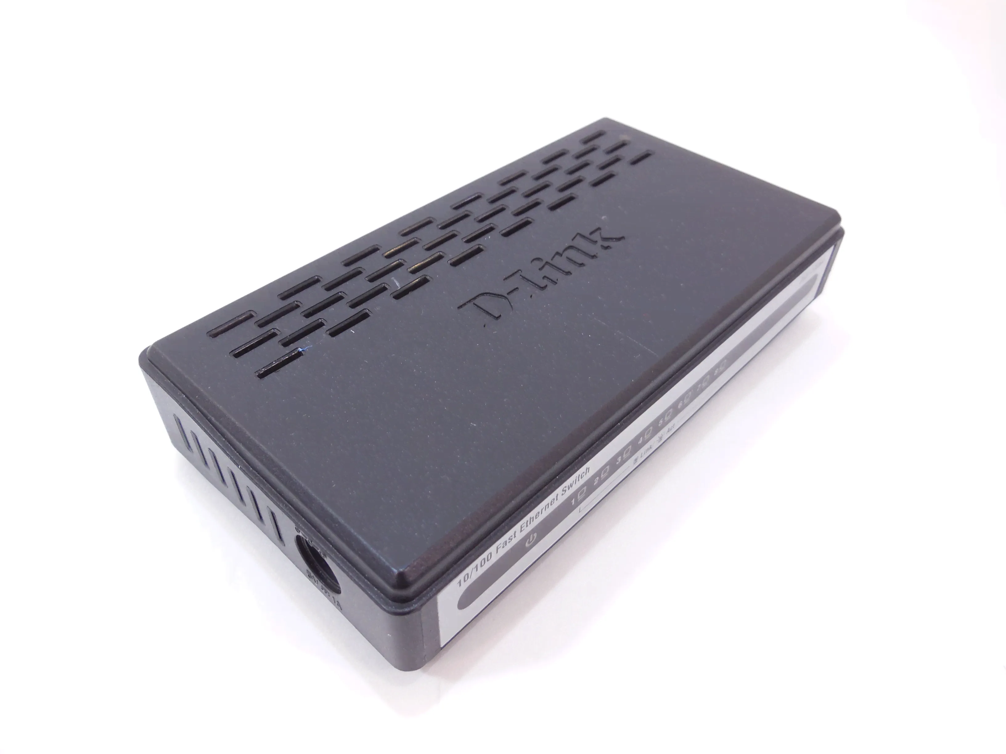 Коммутатор D-link DES-1008A С3-2